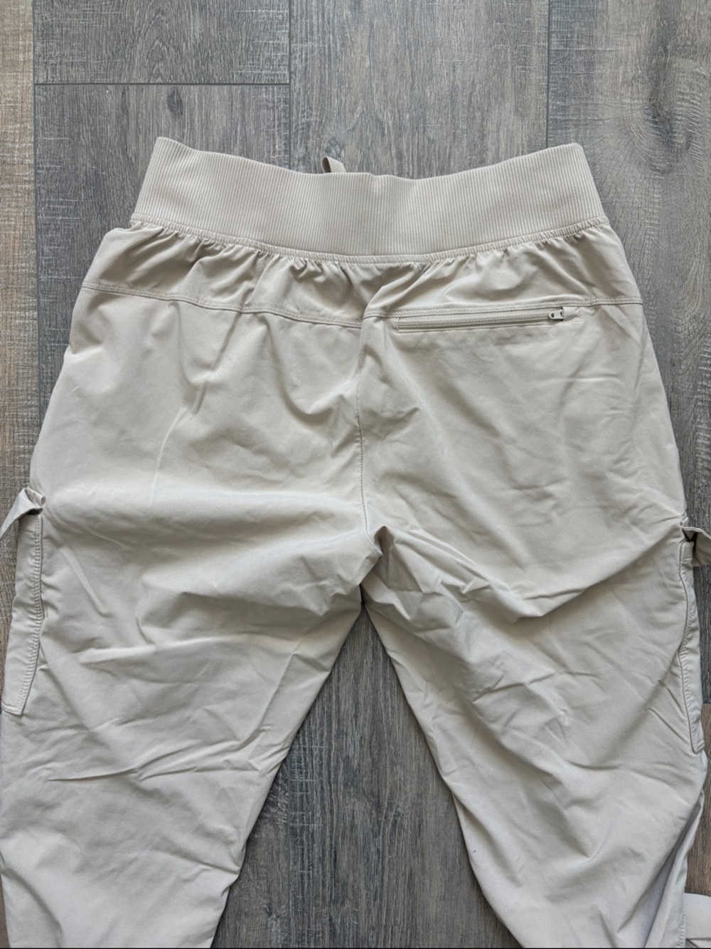 all in motion Women's Beige Cargo Jogger Pants - Picture 4 of 4
